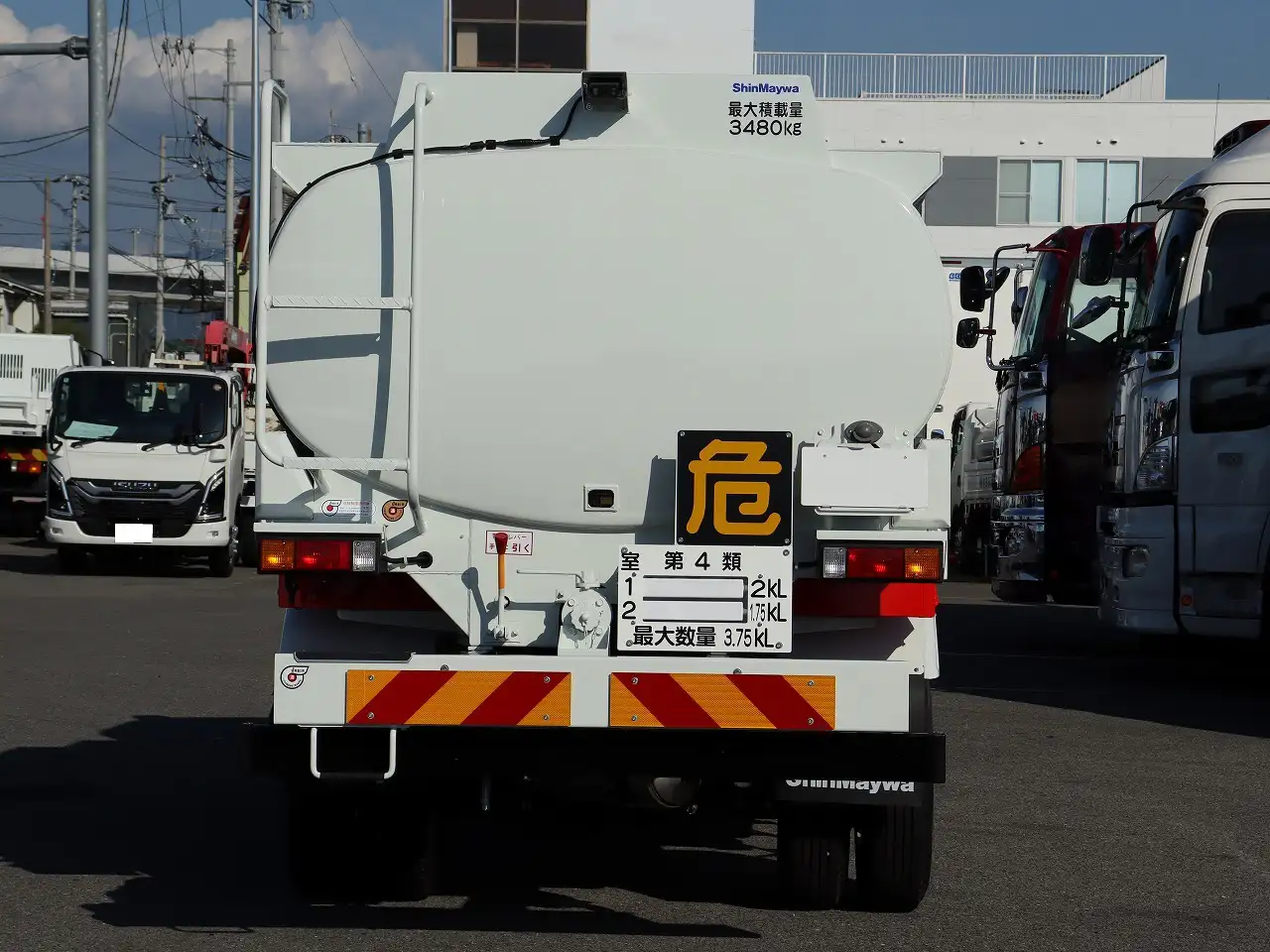 三菱 キャンター  タンク車 2PG-FEA80 R7｜画像4