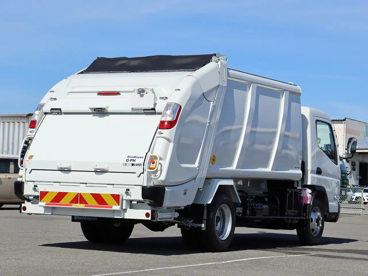 三菱 キャンター  パッカー車(塵芥車) 2PG-FEB90 R7｜画像2