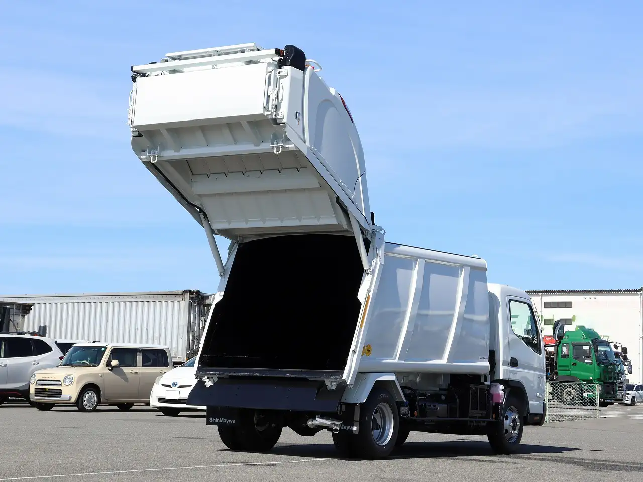 三菱 キャンター  パッカー車(塵芥車) 2PG-FEB90 R7｜画像3
