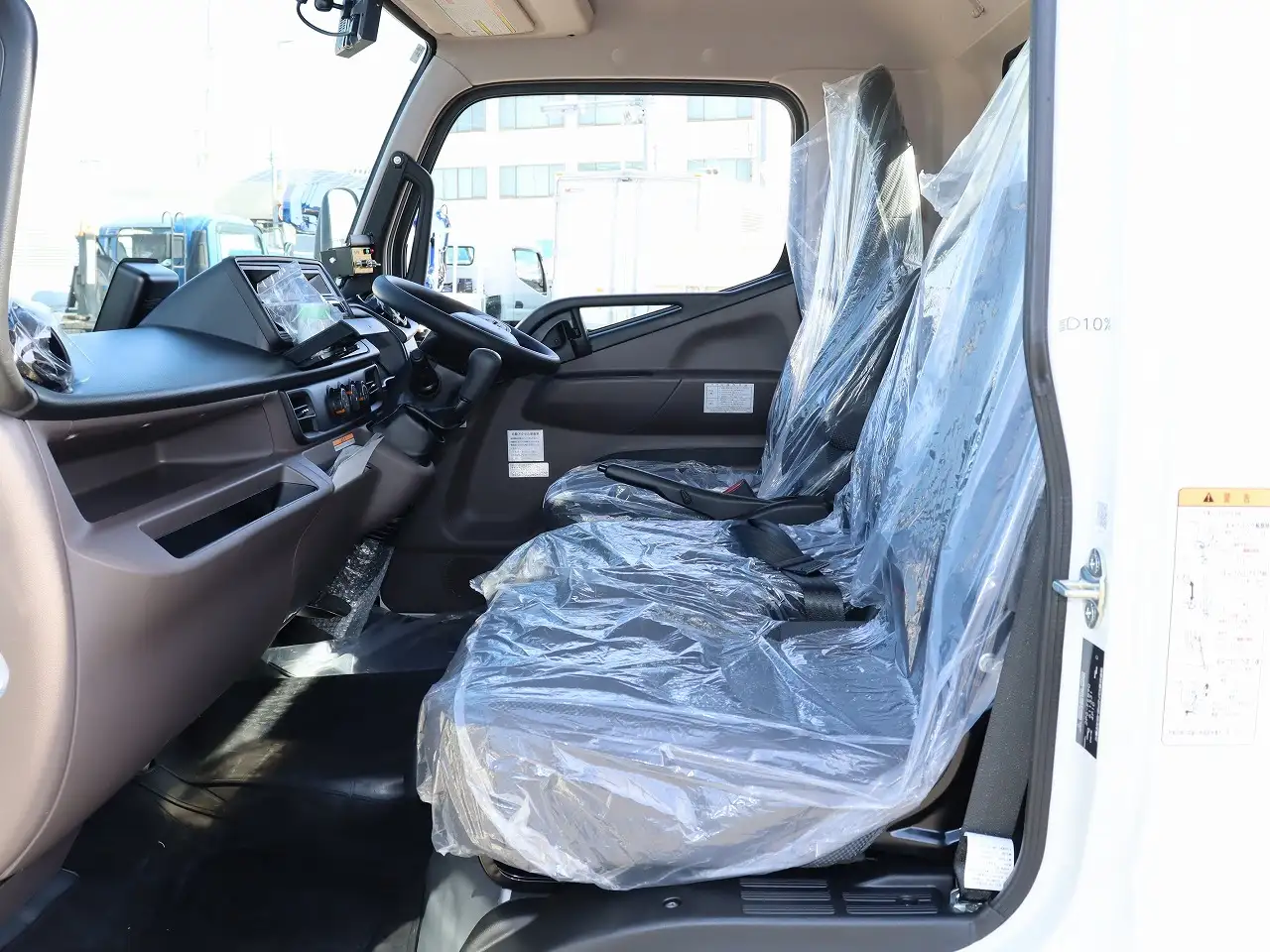 三菱 キャンター  パッカー車(塵芥車) 2PG-FEB90 R7｜画像10