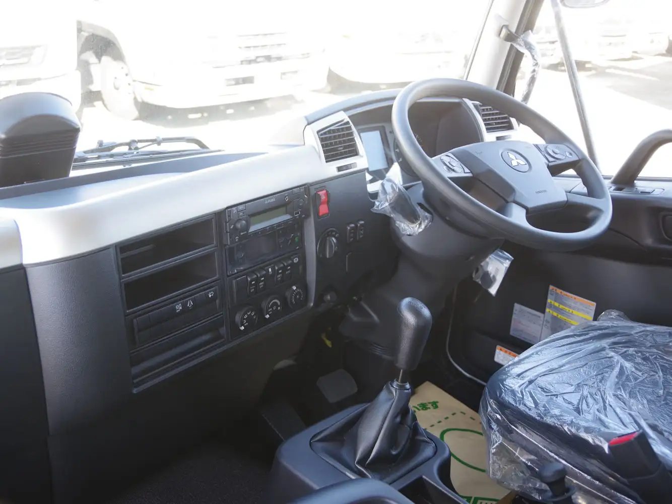 三菱 ファイター  冷凍冷蔵 2KG-FK65F R7｜画像13