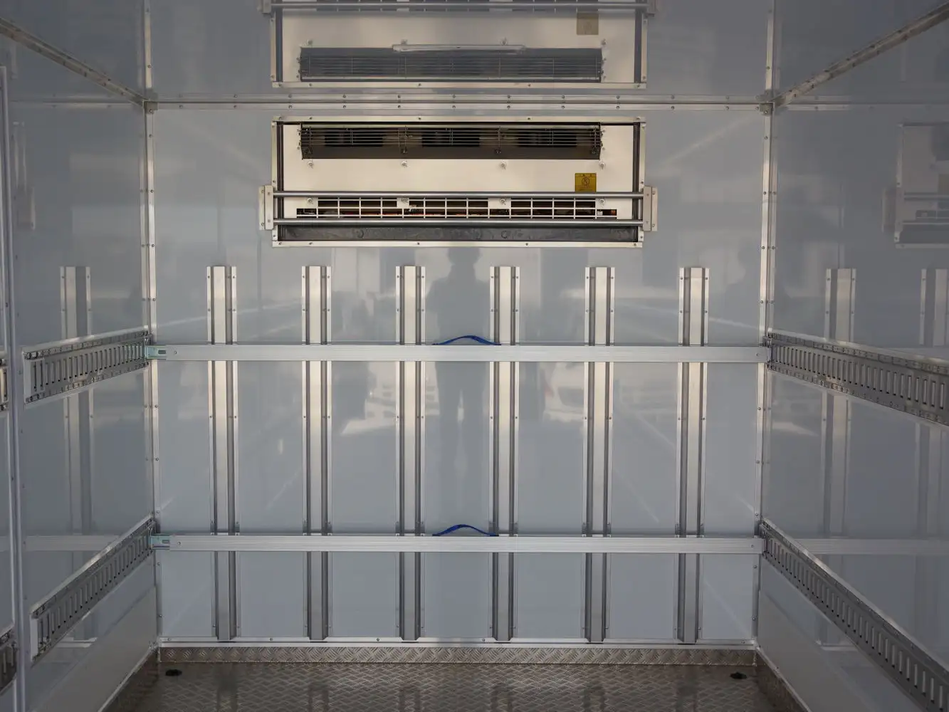 三菱 ファイター  冷凍冷蔵 2KG-FK65F R7｜画像9