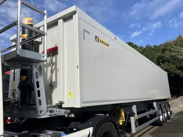 ZASLAW　ザスワフ トレーラー ダンプ