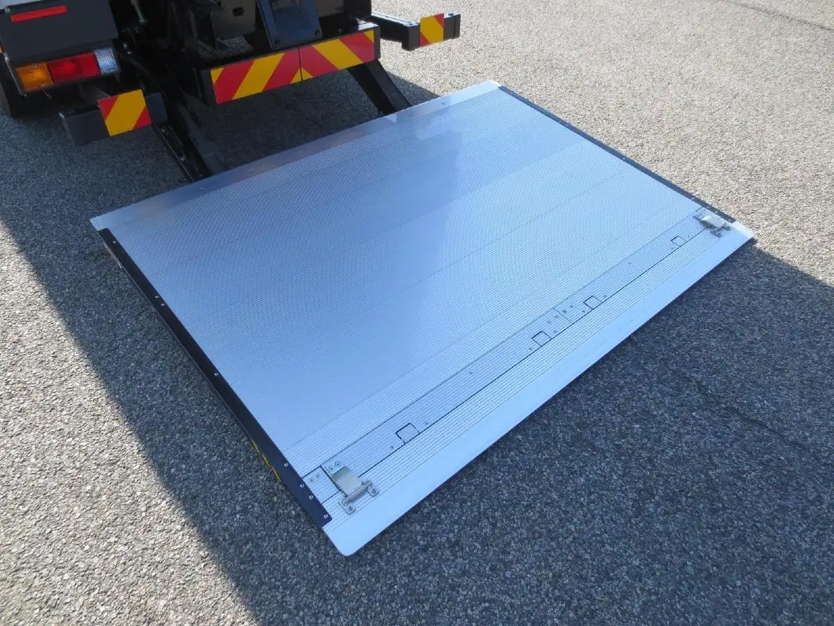 三菱 キャンター  アルミバン 2PG-FEB80 R7｜画像10