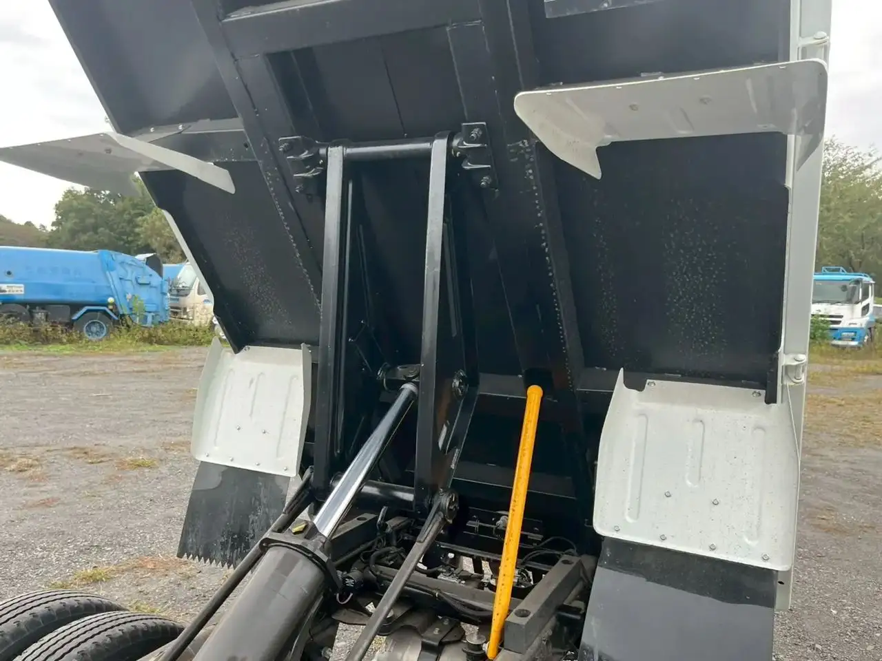 三菱 キャンター  ダンプ 2RG-FBA30 R6｜画像16