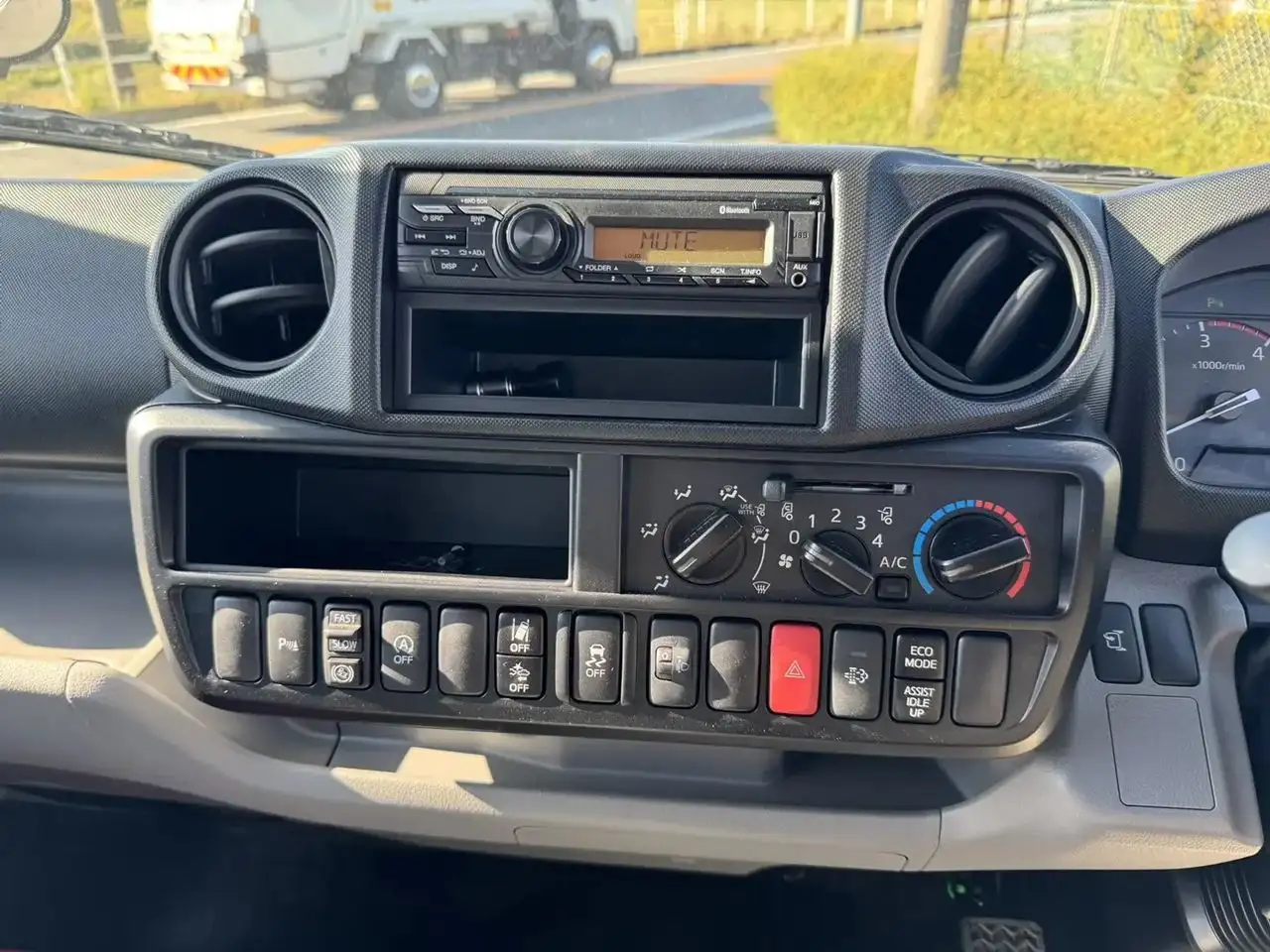 日野 デュトロ  ダンプ 2KG-XZU600T R7｜画像12