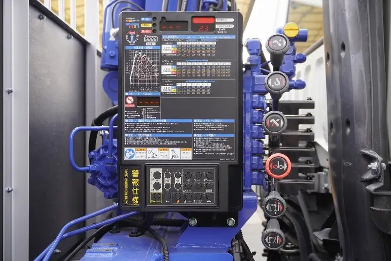 三菱 ファイター  クレーン付き(ユニック) 2KG-FK62FZ R6｜画像7