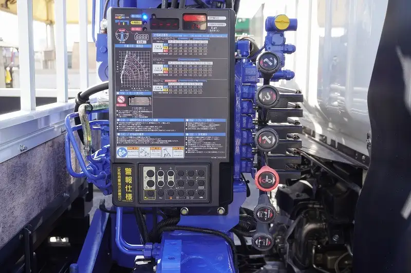 三菱 キャンター  クレーン付き(ユニック) 2PG-FEB80 R5｜画像7