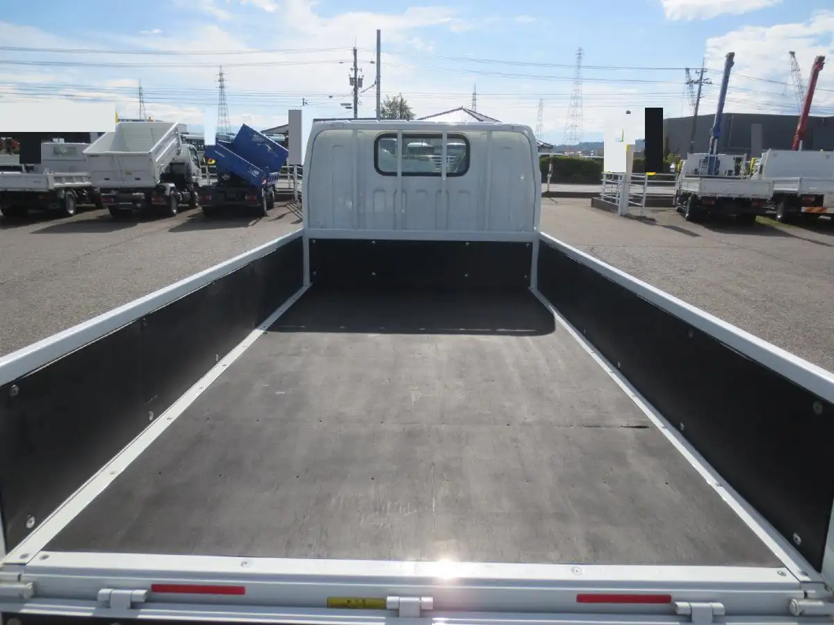 三菱 キャンター  平ボディ 2RG-FBAV0 R5｜画像9