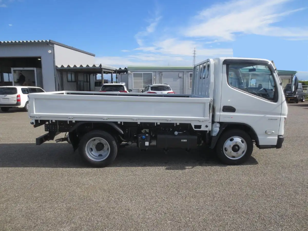 三菱 キャンター  平ボディ 2RG-FBAV0 R5｜画像4