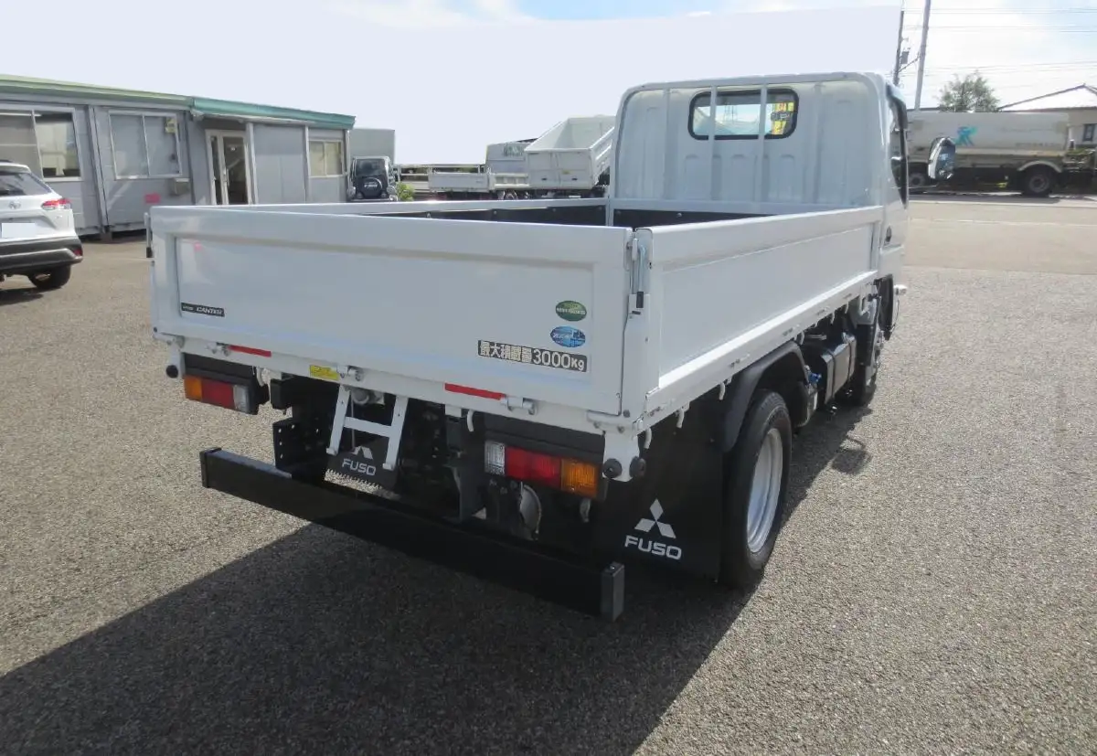 三菱 キャンター  平ボディ 2RG-FBAV0 R5｜画像5