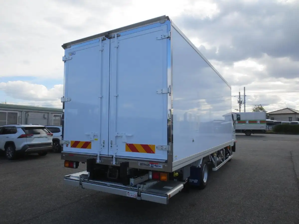 三菱 ファイター  冷凍冷蔵 2KG-FK65F R7｜画像4