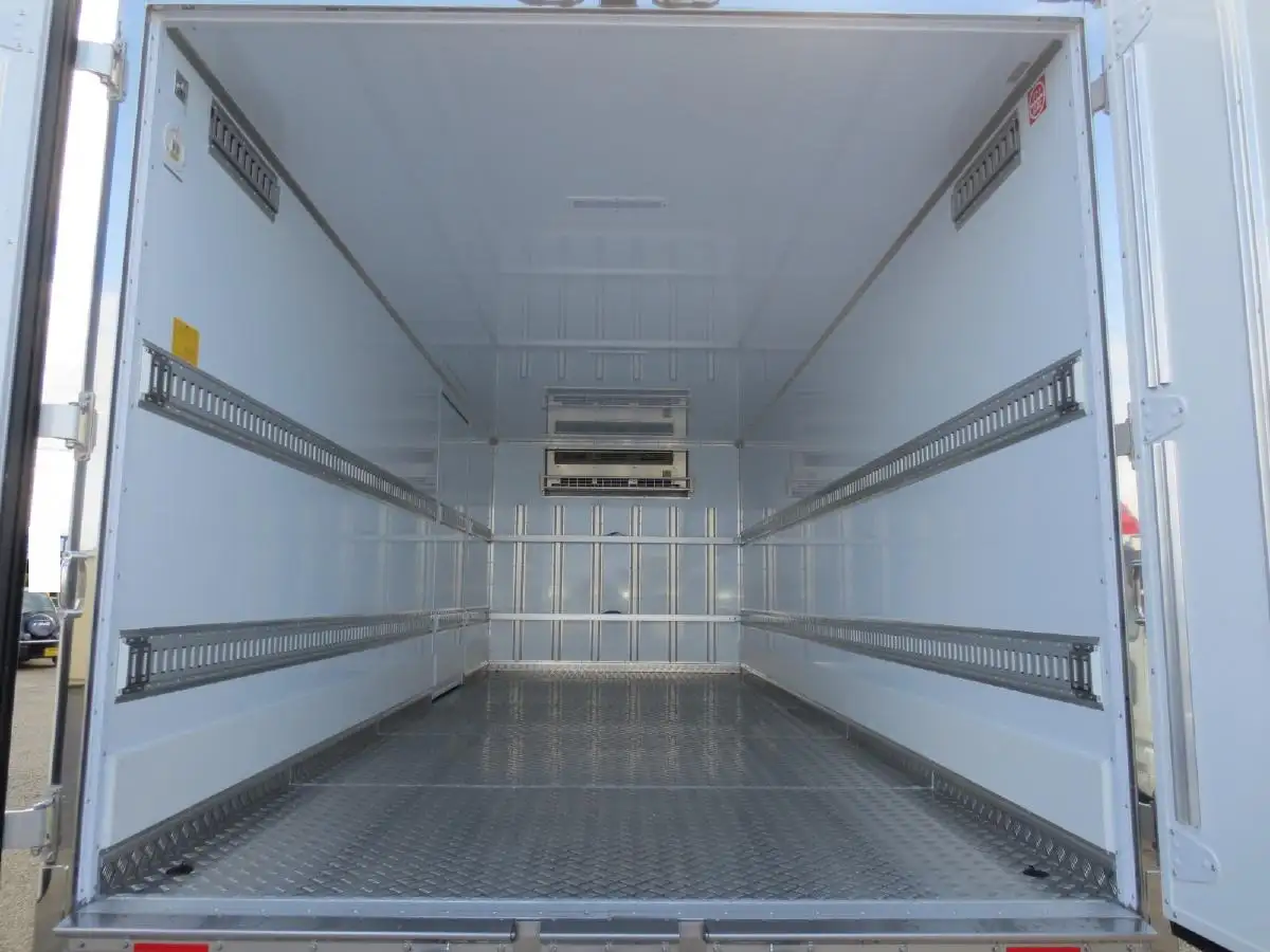 三菱 ファイター  冷凍冷蔵 2KG-FK65F R7｜画像9