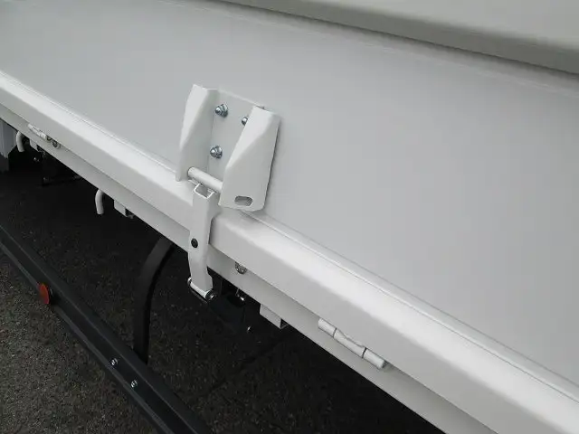 三菱 キャンター  平ボディ 2RG-FEB50 R6｜画像9