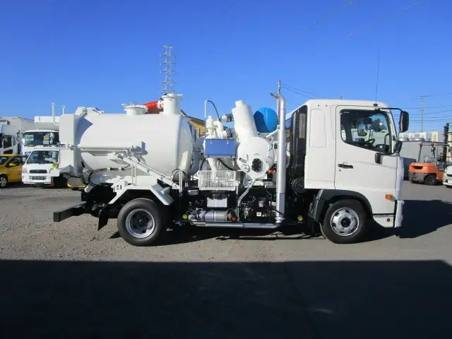 日野 レンジャー  タンク車 2PG-FD2ABA R7｜画像3