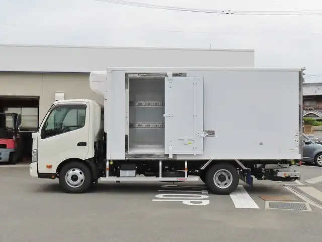 日野 デュトロ  冷凍冷蔵 2KG-XZU712M R6｜画像6