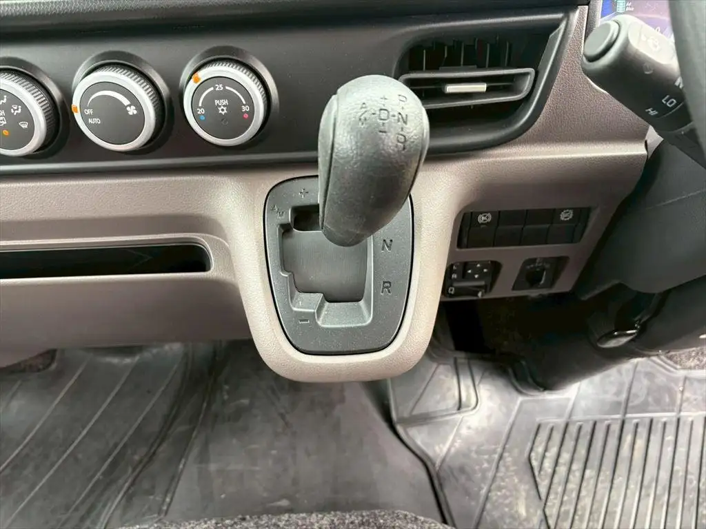 三菱 キャンター  平ボディ 2RG-FDA50 R6｜画像15