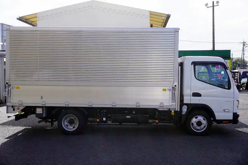 三菱 キャンター  ウイング 2RG-FEB50 R5｜画像2