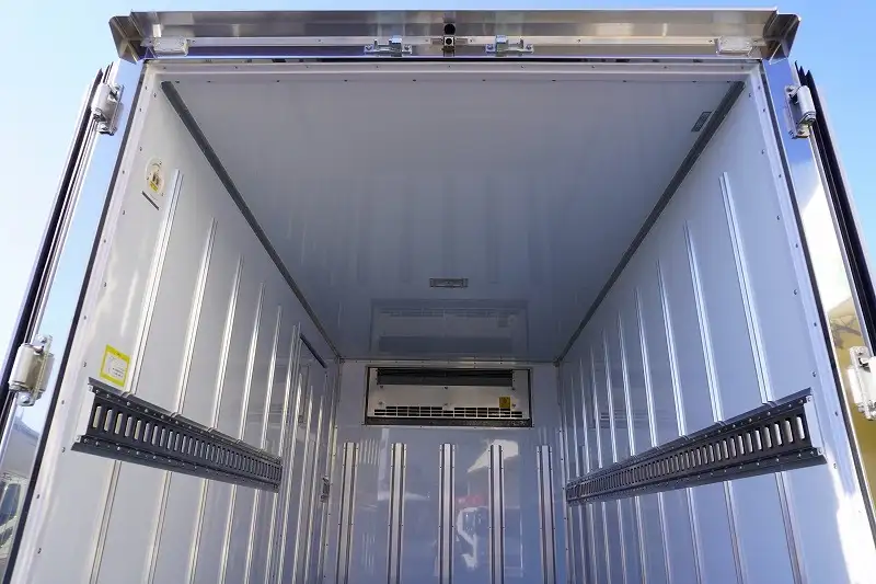 三菱 キャンター  冷凍冷蔵 2RG-FBAV0 R7｜画像5