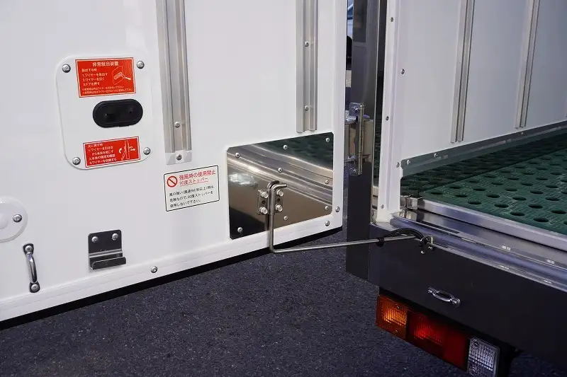 三菱 キャンター  冷凍冷蔵 2RG-FBAV0 R7｜画像8