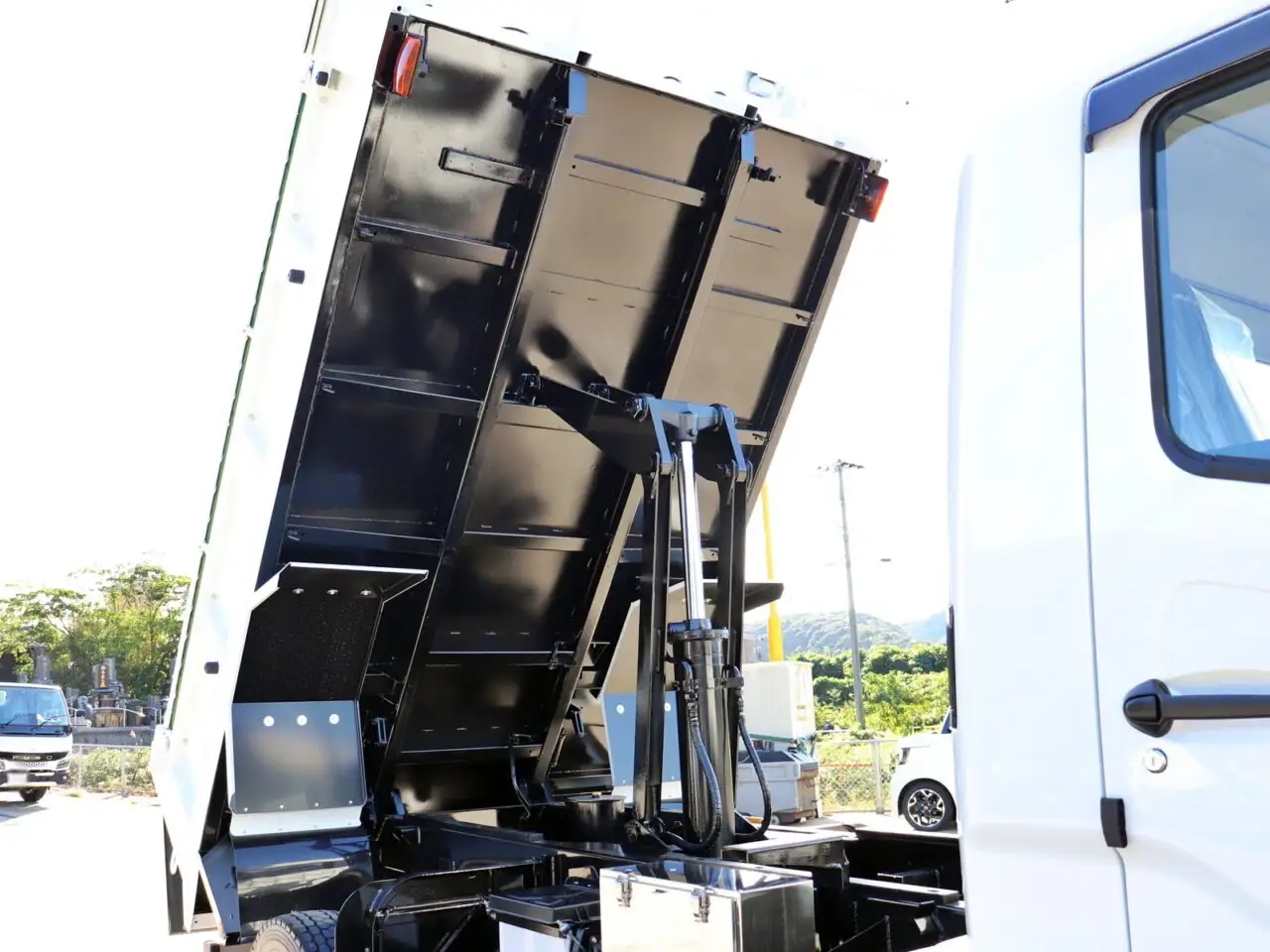 三菱 ファイター  ダンプ 2KG-FK72FZ R6｜画像16