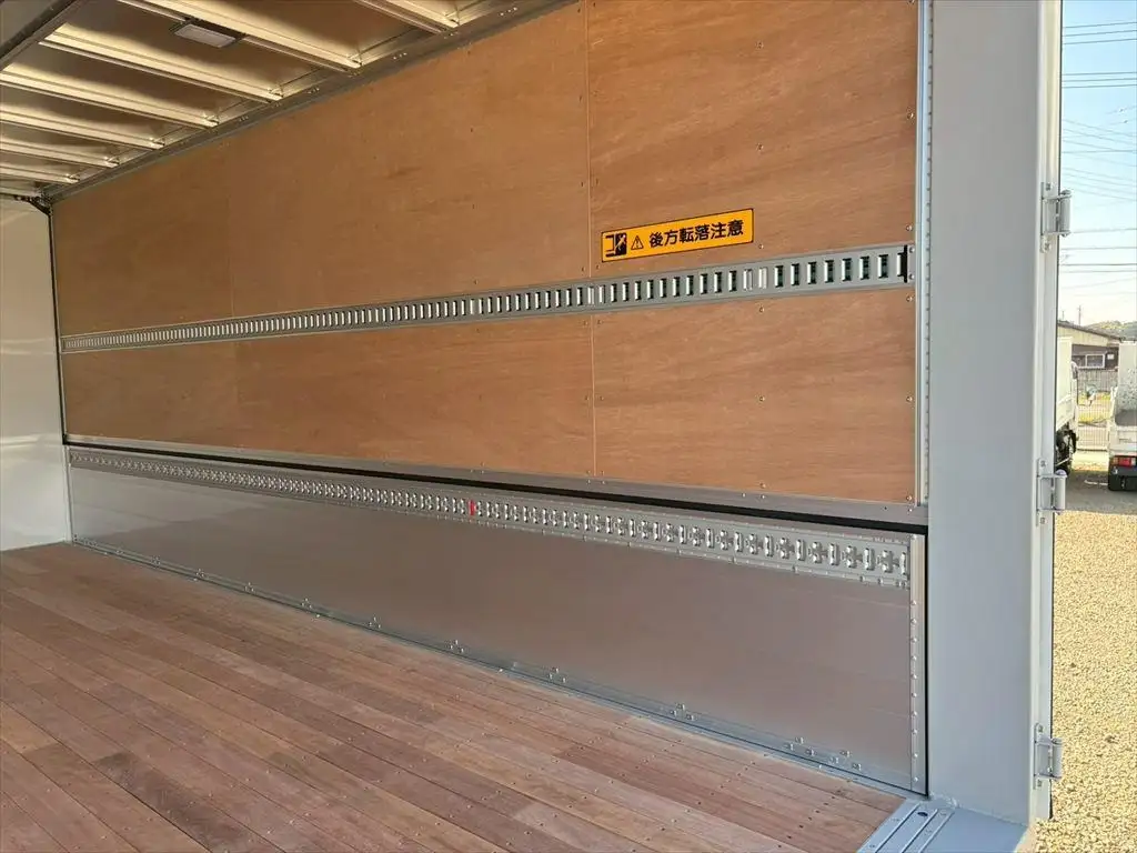 三菱 ファイター  ウイング 2KG-FK65F R6｜画像9