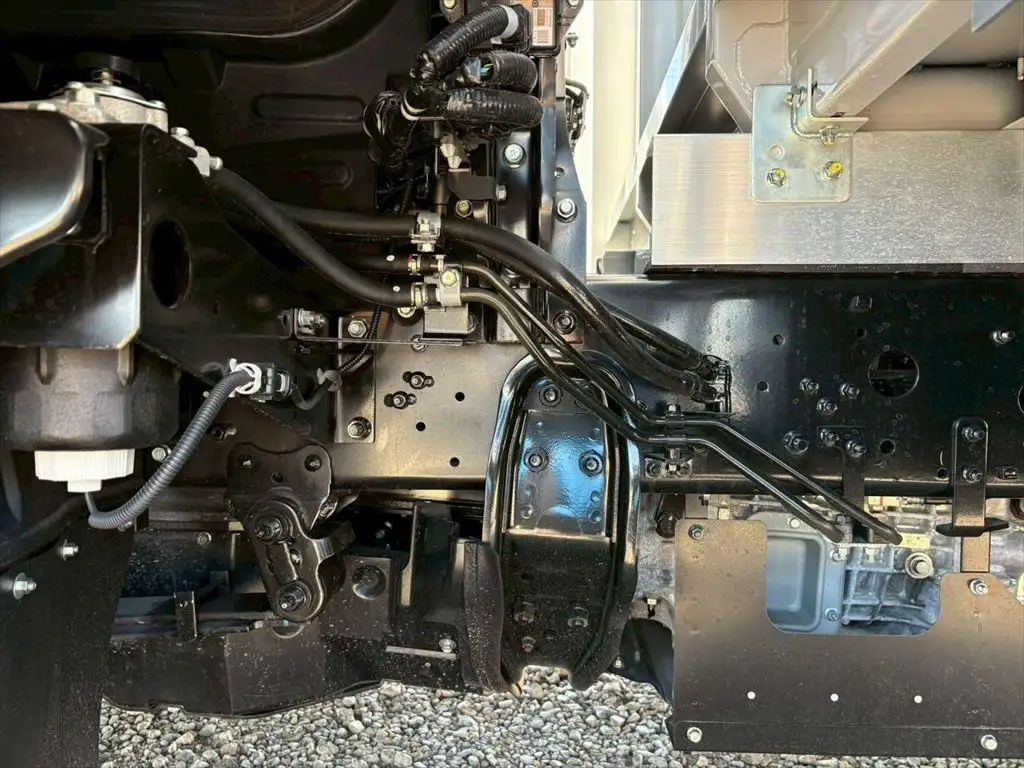 三菱 ファイター  ウイング 2KG-FK65F R6｜画像16