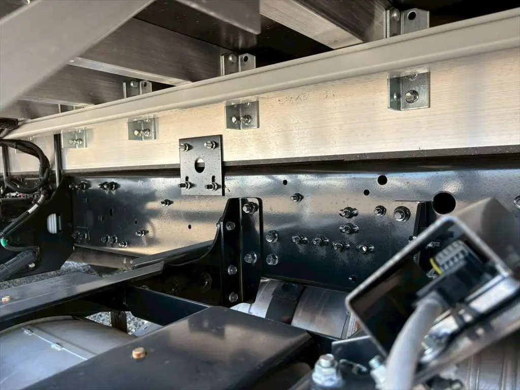 三菱 ファイター  ウイング 2KG-FK65F R6｜画像19