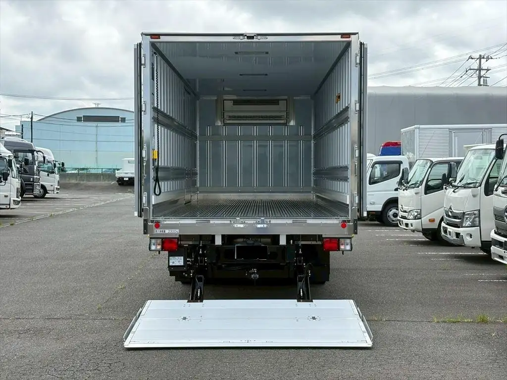 日野 レンジャー  冷凍冷蔵 2KG-FD2ABG R7｜画像6