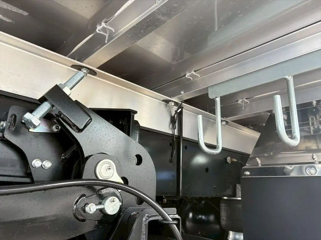 日野 レンジャー  冷凍冷蔵 2KG-FD2ABG R7｜画像16