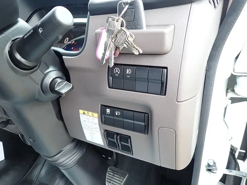 三菱 キャンター  ウイング 2RG-FEB50 R7｜画像13