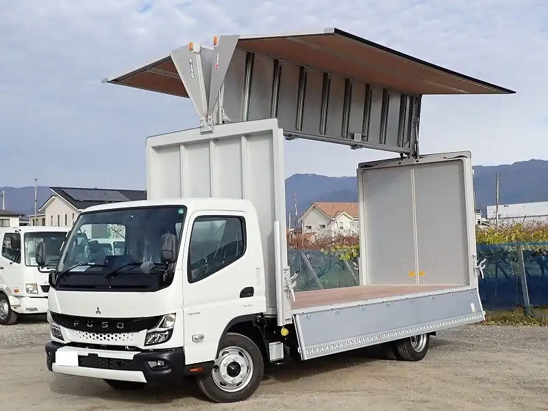 三菱 キャンター  ウイング 2PG-FEB90 R6｜画像1