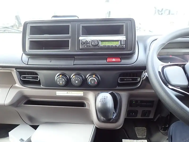 三菱 キャンター  ウイング 2PG-FEB90 R6｜画像12