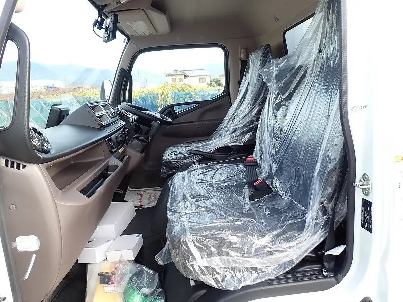 三菱 キャンター  ウイング 2PG-FEB90 R6｜画像10