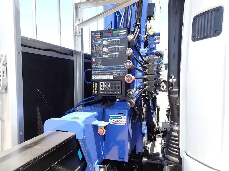 三菱 ファイター  クレーン付き(ユニック) 2KG-FK62FZ R7｜画像10