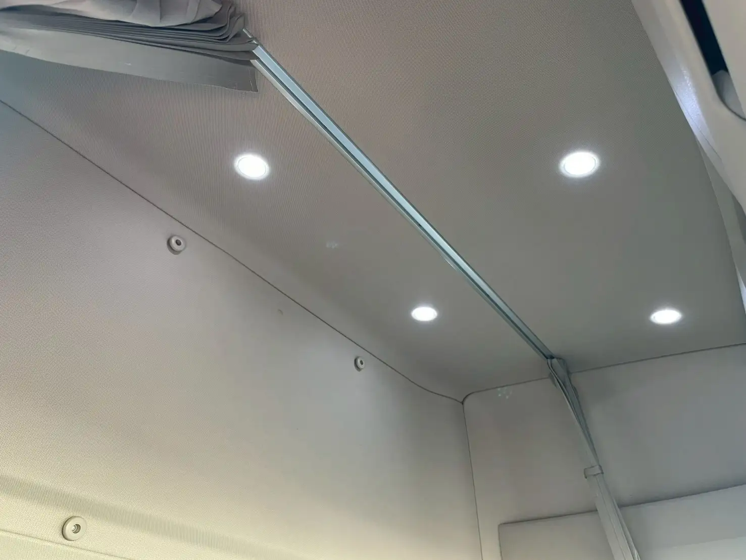 日野 プロフィア  ウイング 2DG-FW1AHC R6｜画像14