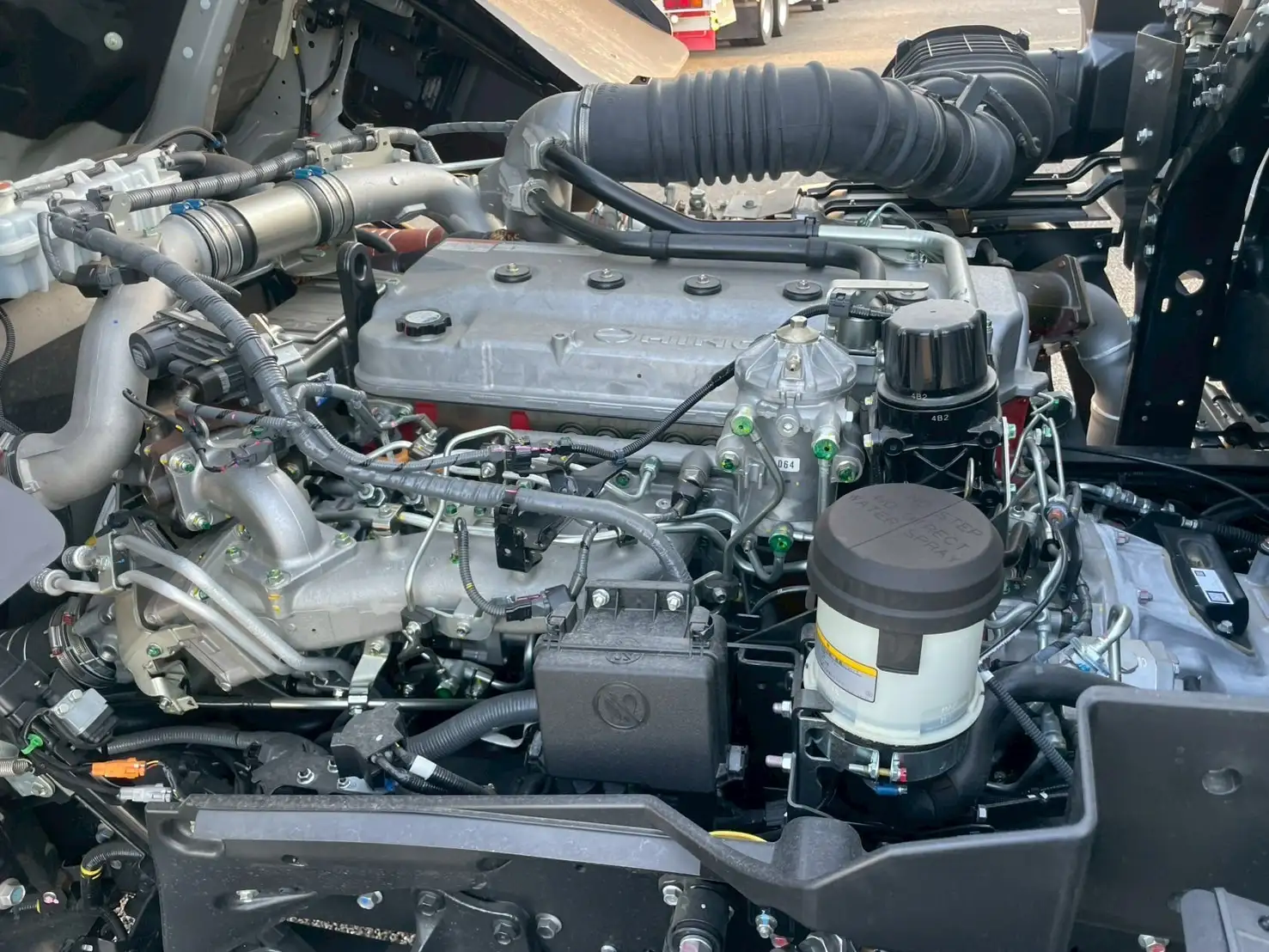 日野 プロフィア  ウイング 2DG-FW1AHC R6｜画像19