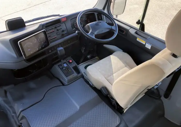 トヨタ コースター  バス 2KG-GDB70 R6｜画像10