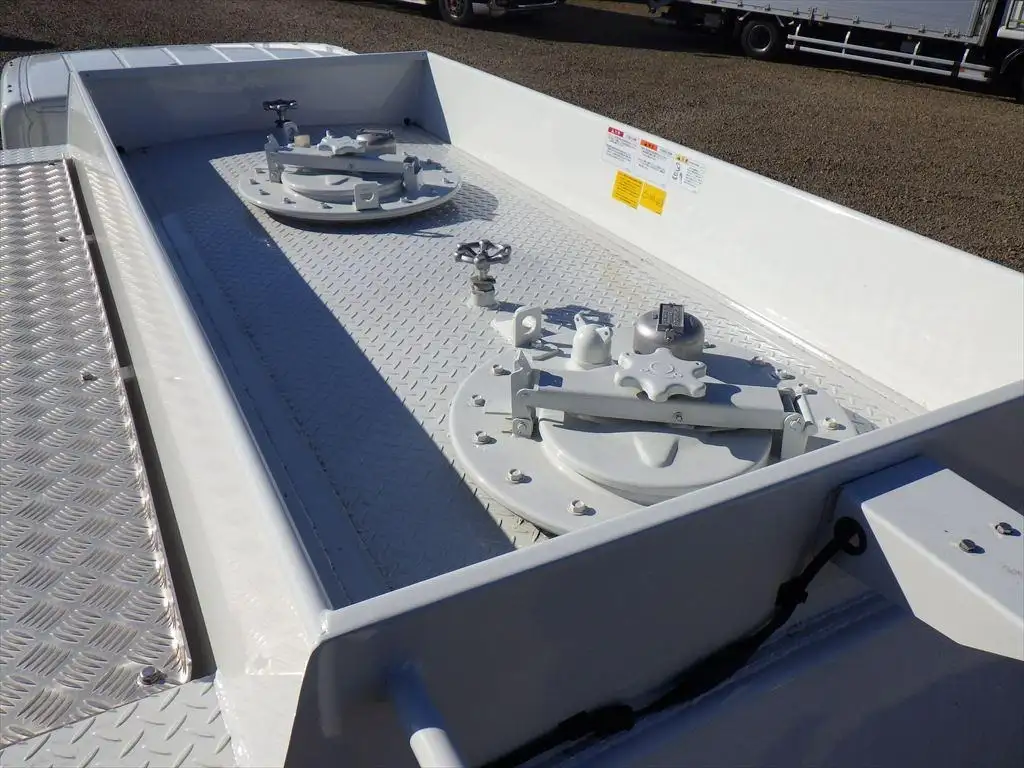 三菱 キャンター  タンク車 2RG-FGA50 R6｜画像5