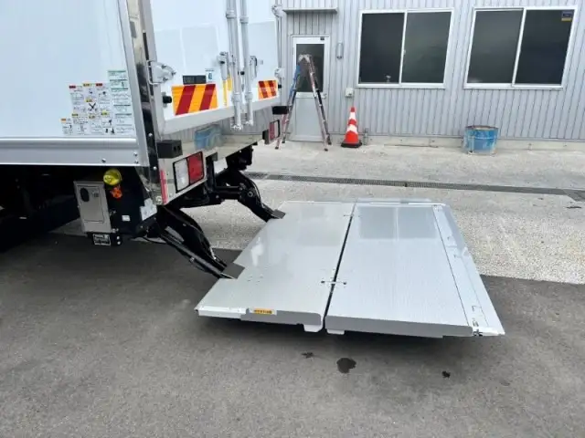 日野 レンジャー  冷凍冷蔵 2KG-FD2ABG R7｜画像8