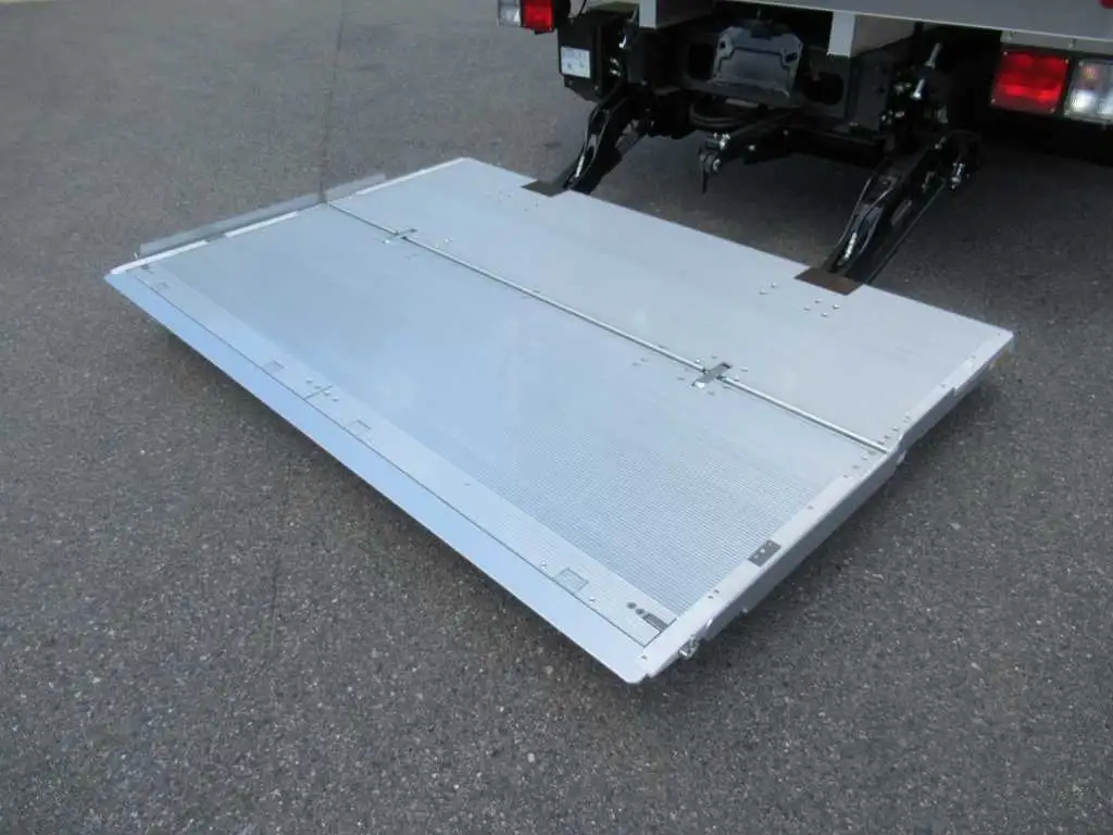 日野 レンジャー  冷凍冷蔵 2KG-FD2ABG R7｜画像9