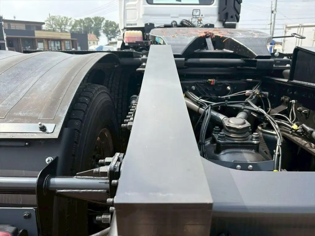 日産UD クオン  トラクター 2DG-GW6EAH R7｜画像10