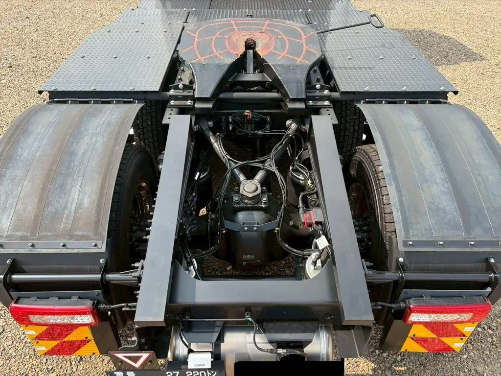 日産UD クオン  トラクター 2DG-GW6EAH R7｜画像7