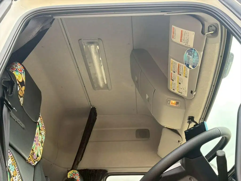 日産UD クオン  トラクター 2DG-GW6EAH R7｜画像15