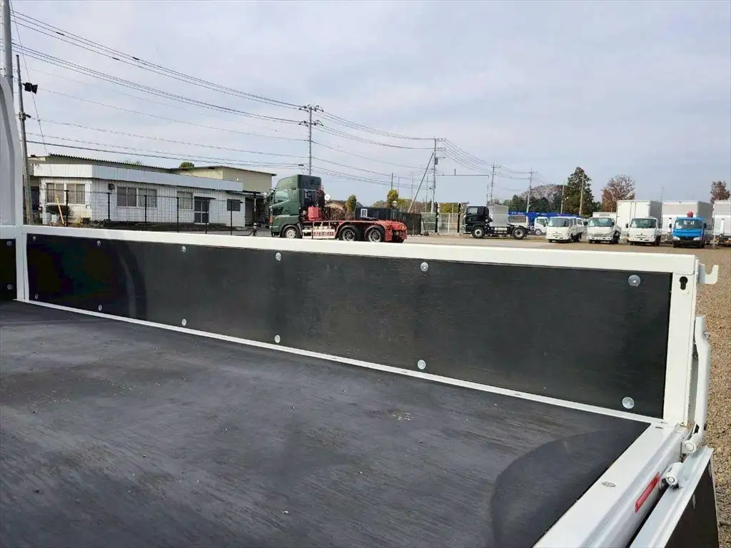 三菱 キャンター  平ボディ 2TG-FBA00 R6｜画像10