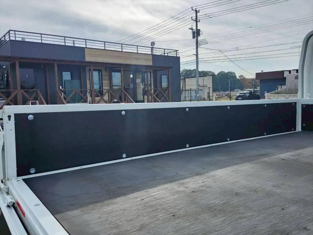 三菱 キャンター  平ボディ 2TG-FBA00 R6｜画像9