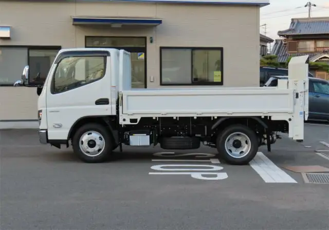 三菱 キャンター  平ボディ 2RG-FBAV0 R7｜画像6