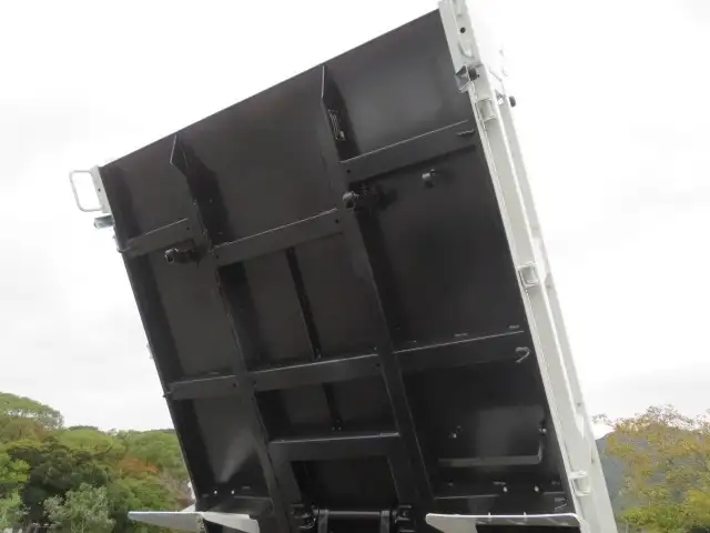 三菱 キャンター  ダンプ 2RG-FBA60 R7｜画像16