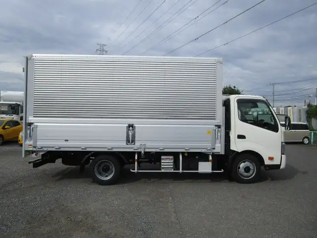 日野 デュトロ  ウイング 2KG-XZU712M R6｜画像3