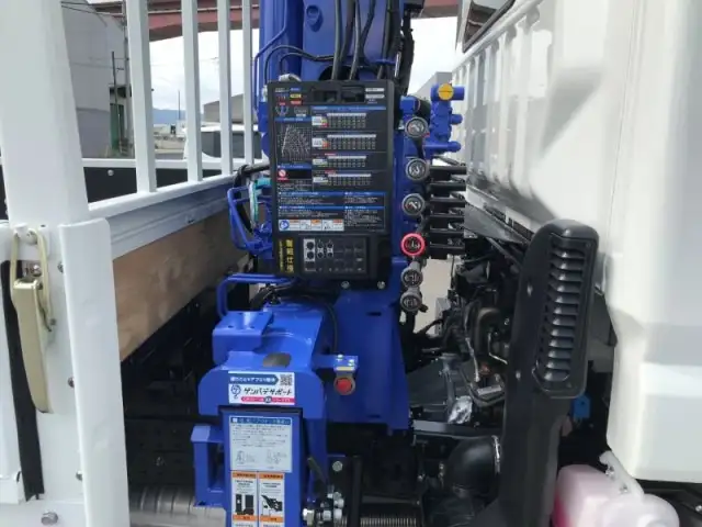 三菱 キャンター  クレーン付き(ユニック) 2PG-FEB80 R7｜画像9